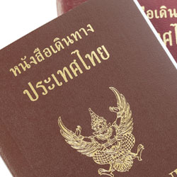 パスポート・在留カードの保管の禁止
